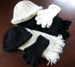 Boucle Hats and Gloves Picture