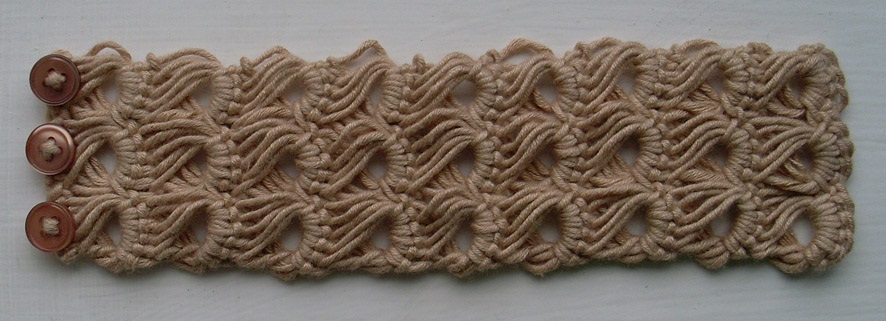 Broomstick Lace Bracelet Pattern Picture