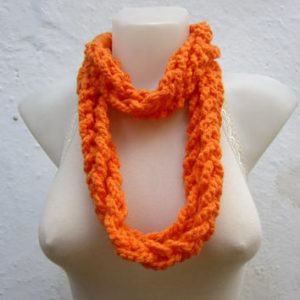 Finger Knit Rope Scarf