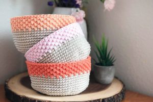 Free Pattern for Small Crochet Baskets