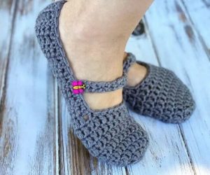 Crochet Women’s Slippers