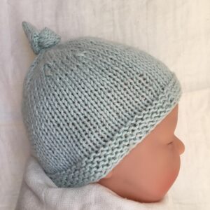 Knitted Top Knot Newborn Baby Boy Hat Pattern