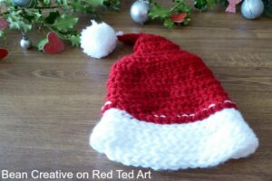 Finger Knit Santa Hat