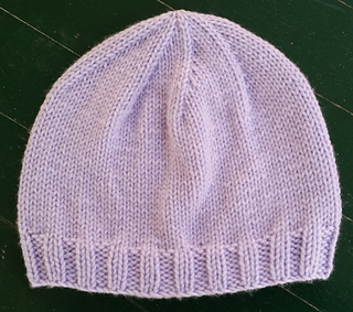 Free Flat Knit Hat Pattern Using Worsted Weight Yarn