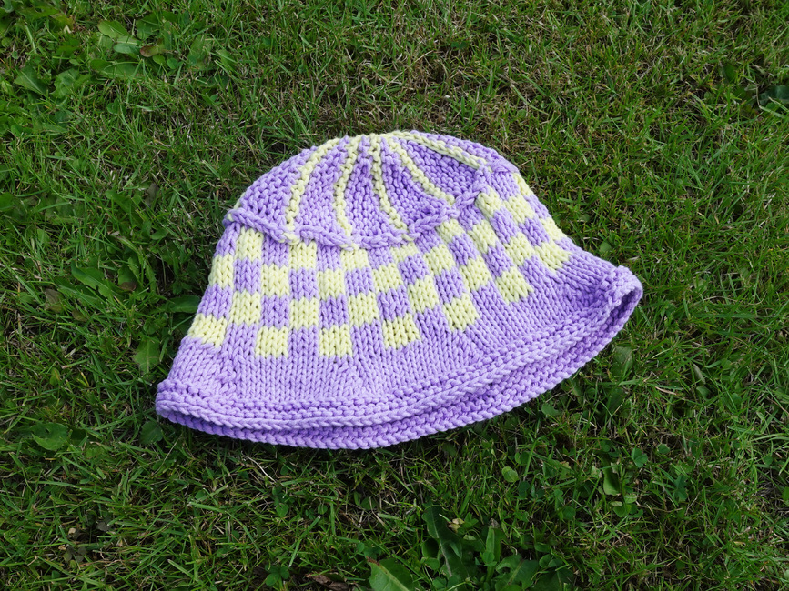 Free Knitted Bucket Hat Pattern
