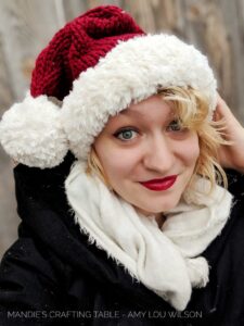 Knitting a Santa Hat