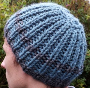 Men’s Knit Hat Pattern with Super Bulky Yarn