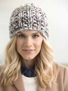 Women’s Chunky Knit Beanie Hat Pattern Free