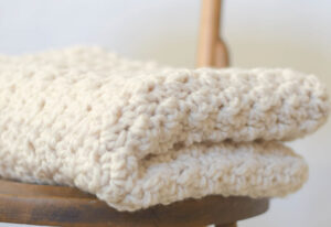 Chunky Yarn Crochet Blanket Pattern