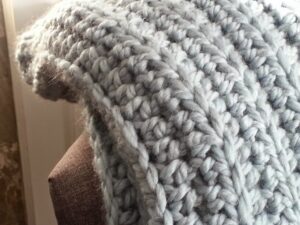 Easy Chunky Crochet Blanket