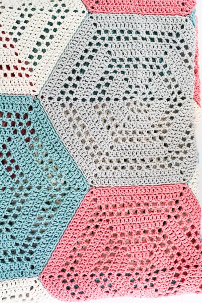 Free Hexagon Crochet Blanket Pattern